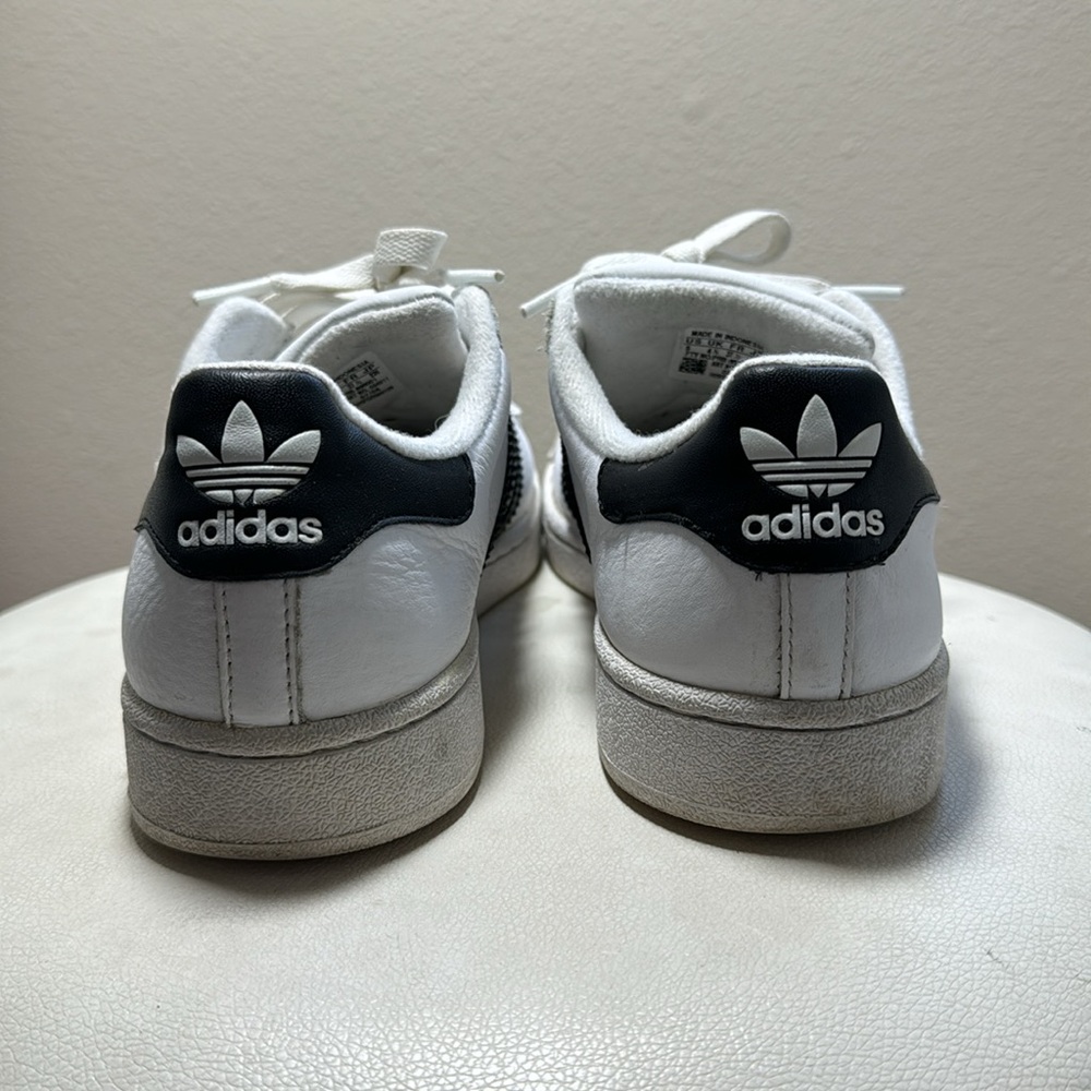 Adidas shoes - Picture 4 of 6